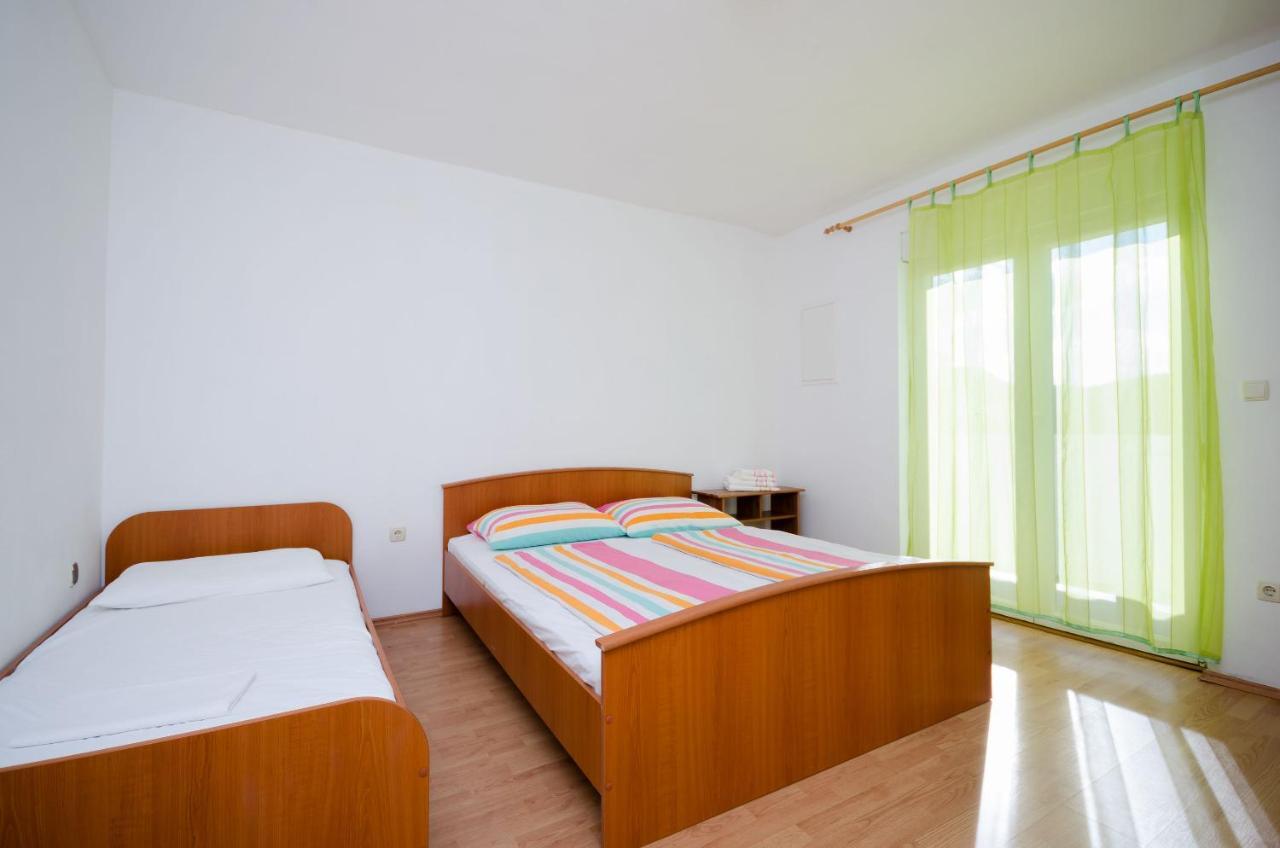 Apartments Pela Lopar Exterior foto