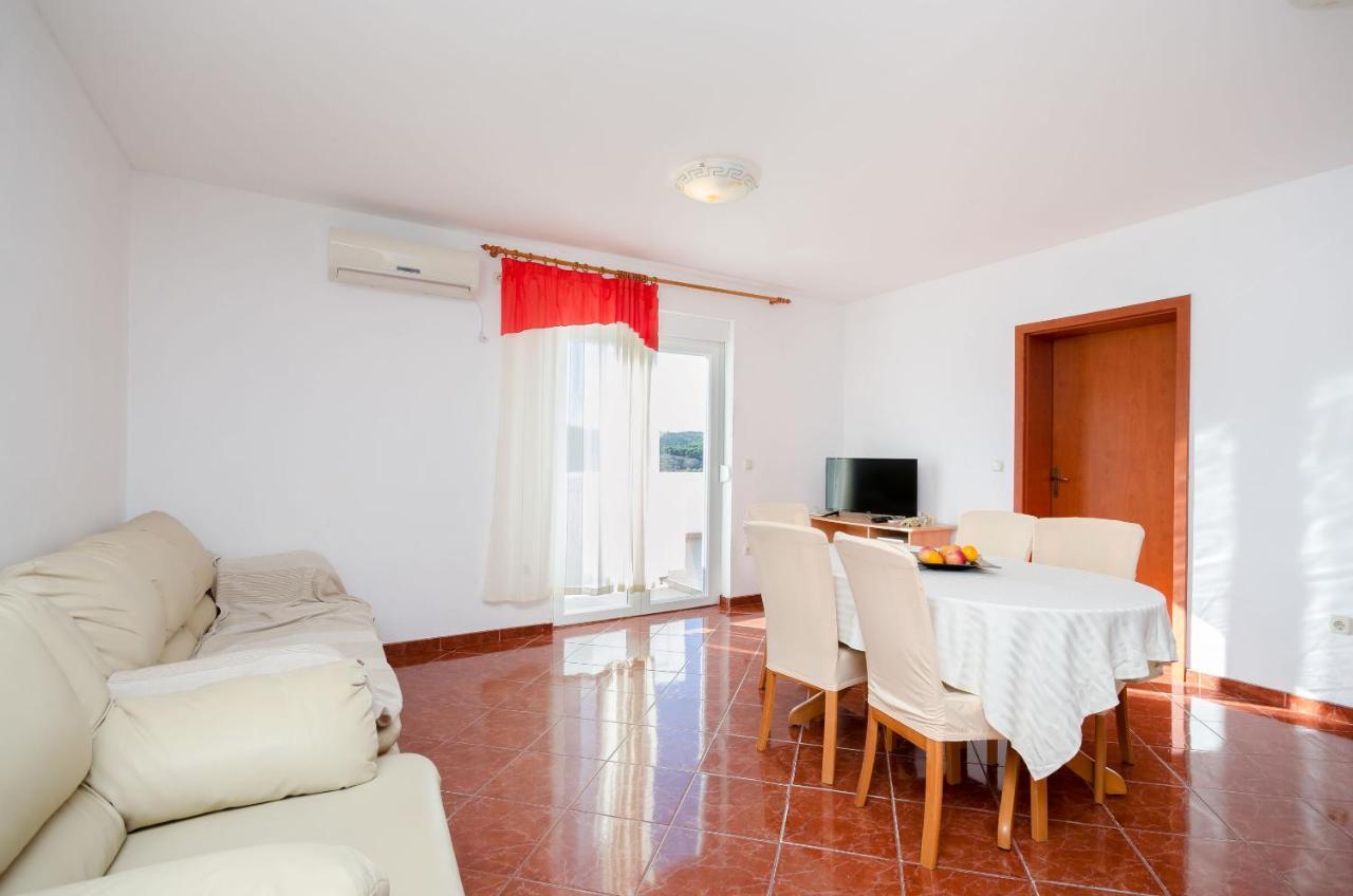 Apartments Pela Lopar Exterior foto