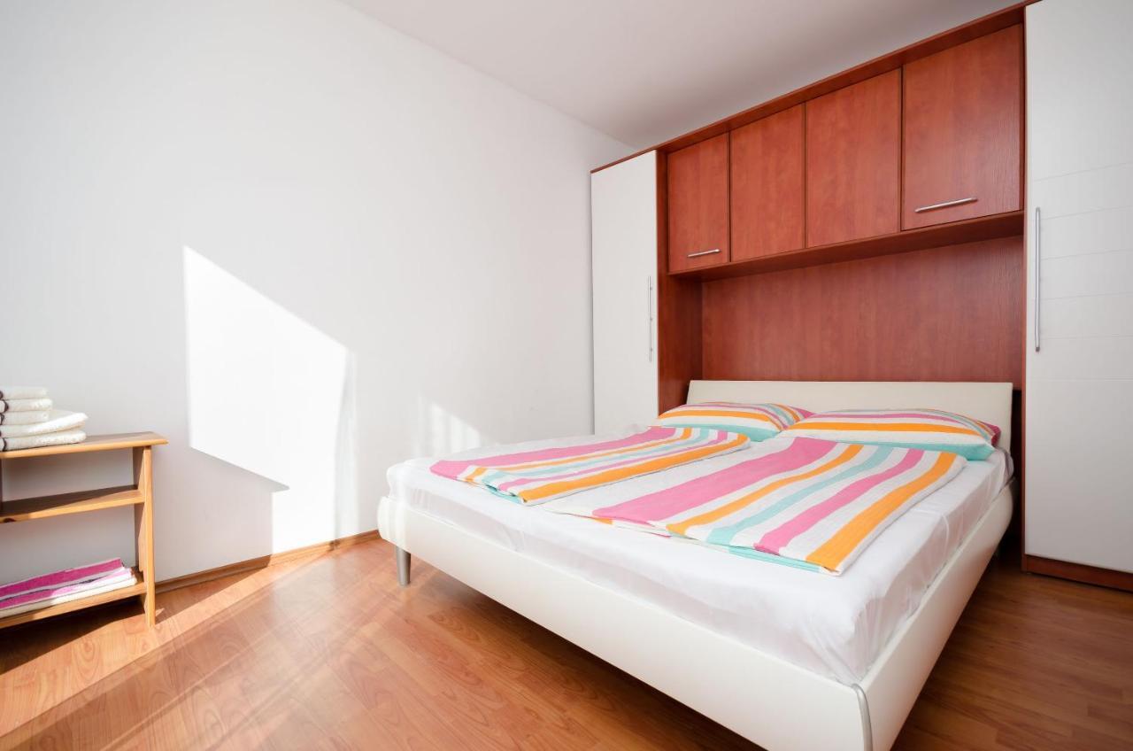 Apartments Pela Lopar Exterior foto